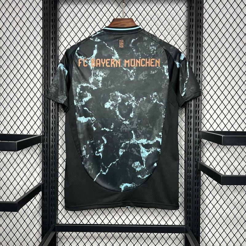 Thumbnail: 24-25 Bayern Away