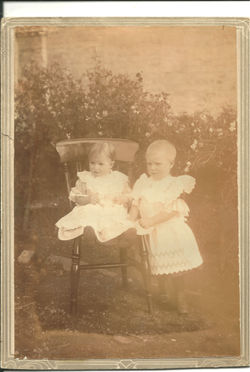 Walter Davies Junior (Standing) c.1907
