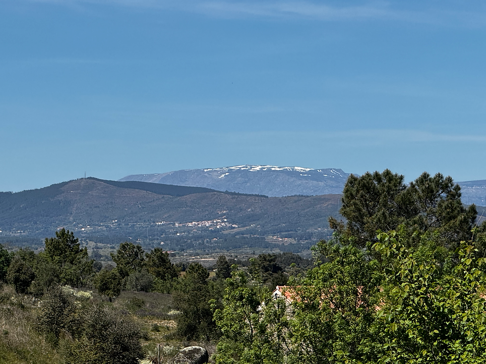 Views of the Serra de Estrella peaks.