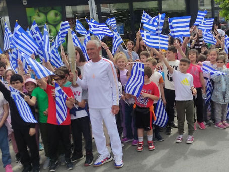 Ως λαμπαδηδρόμος με την άφιξη της Ολυμπιακής Φλόγας στη Σπάρτη