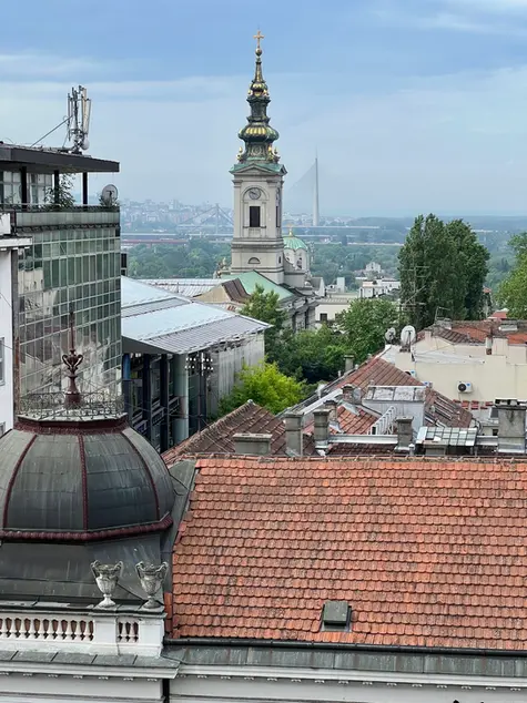 BEOGRAD: KONTRASTERNES HOVEDSTAD
