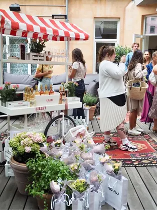 DEN PÆNESTE LANCERINGSFEST