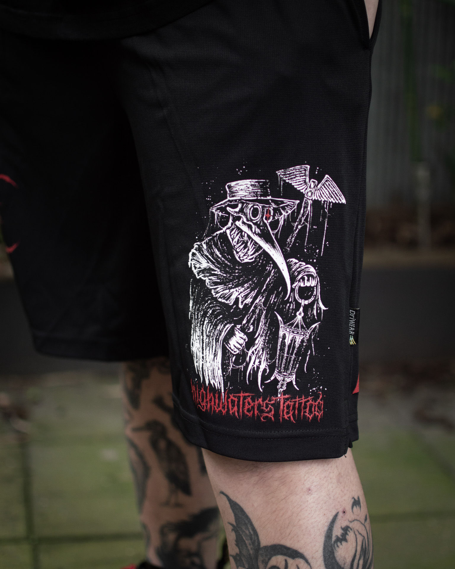 PLAGUE MOSH SHORTS