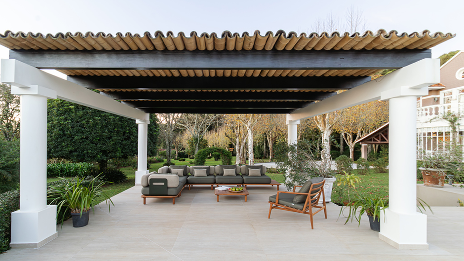 Reforma revitaliza estética rural contemporânea