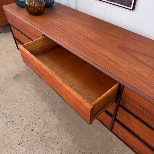 Commode en teck