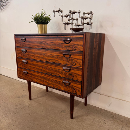 Commode en bois de rose