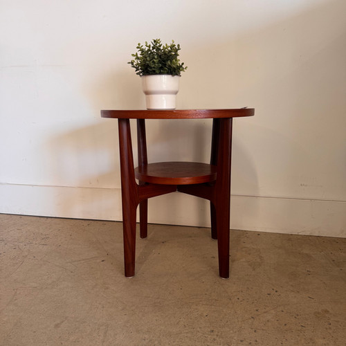 Table d’appoint en teck