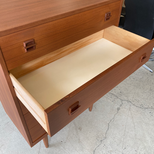 Commode en teck