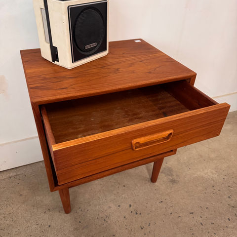 Table de chevet en teck