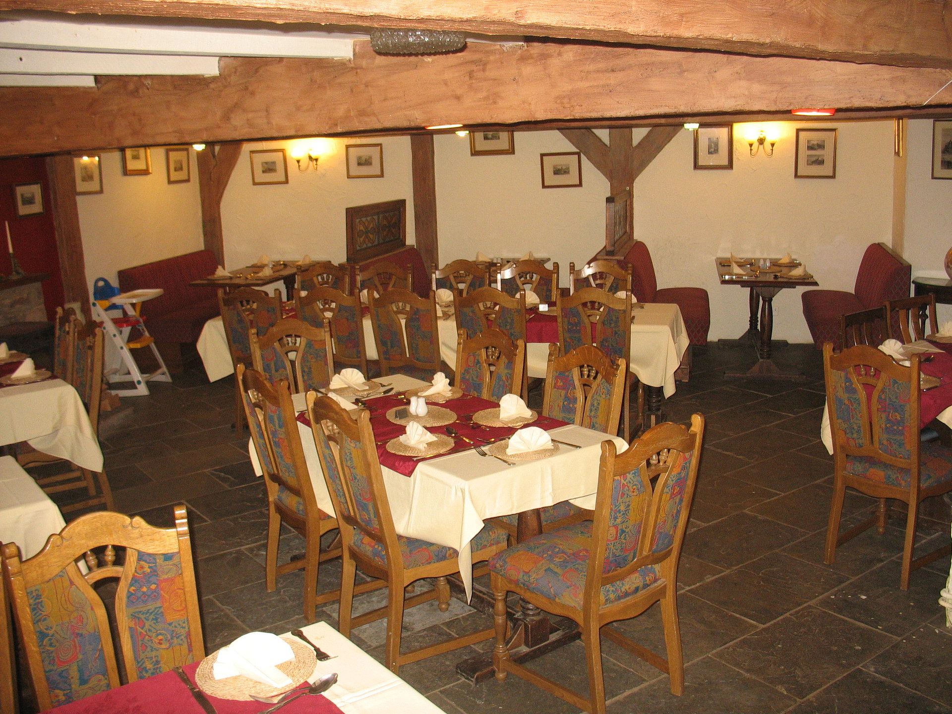 GALLERY fountaininntrellech