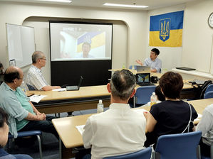 8月16日講演会と総会を開催しました。報告2