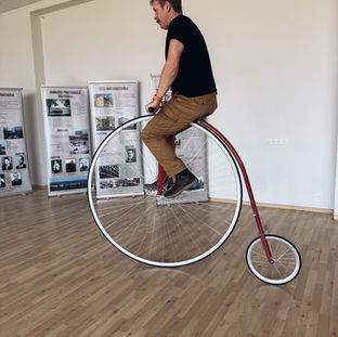 Velosipēda darbība Ņūtona likumos