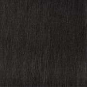 En-person-visar-upp-långa-vackra-hårförl