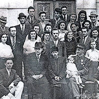 1948. Ispred stare opštine