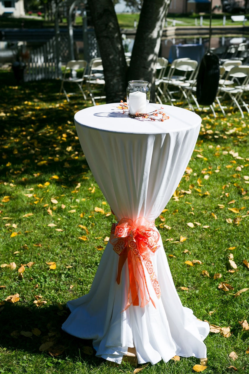 Pedestal Table