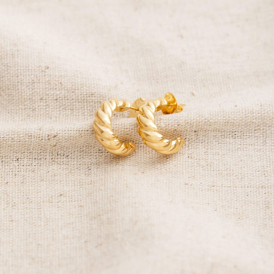 Brinco Meia Argola Croissant Banhado a Ouro 18k sobre tecido