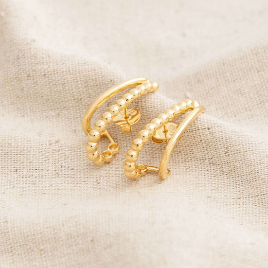 Brinco Ear Hook Duplo Liso e Textura Banhado a Ouro 18k sobre tecido