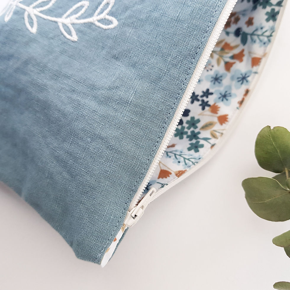 Miniature : Grande pochette - Broderie de l'initiale