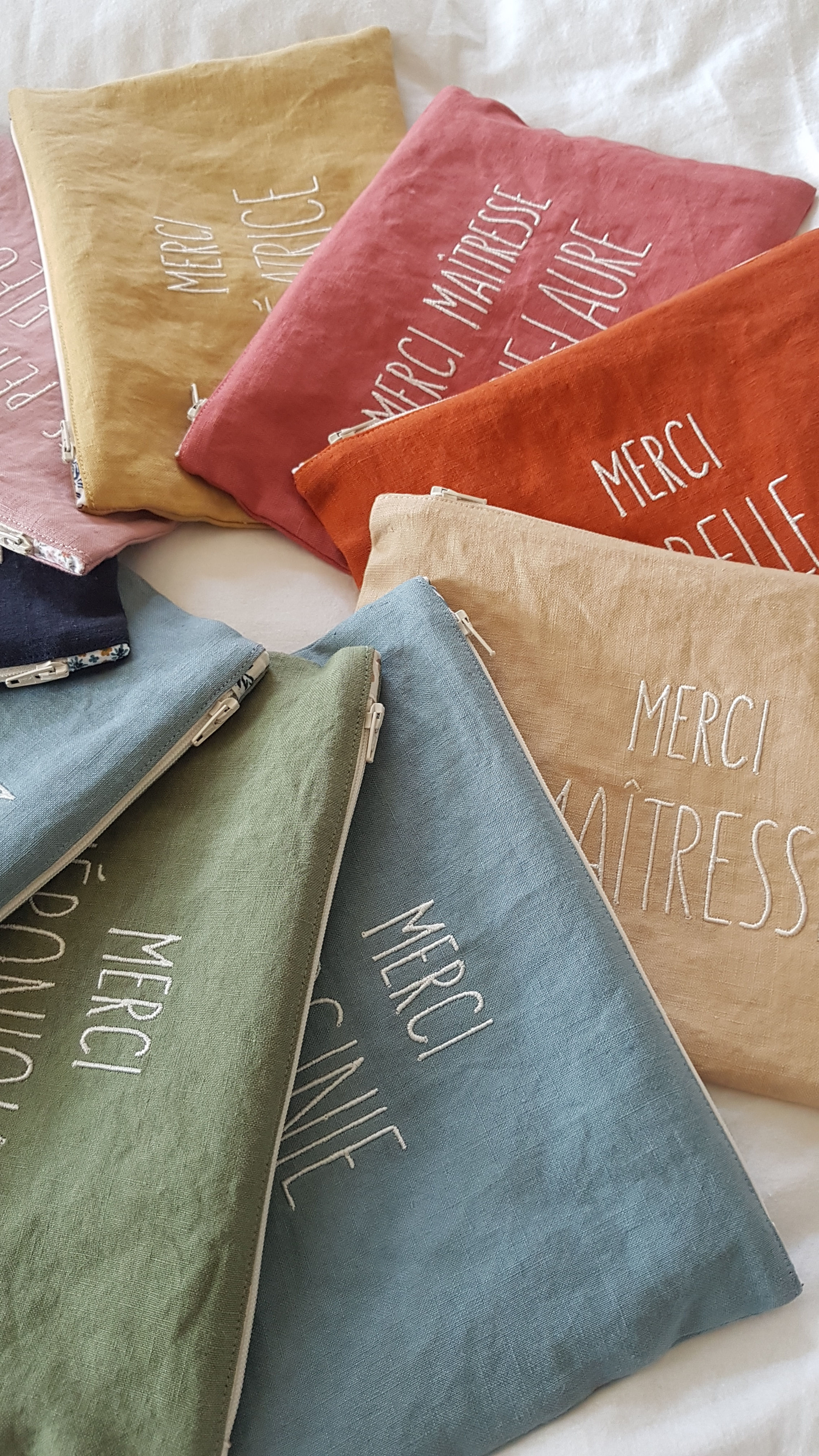 Grande pochette - Merci... / Merci maîtresse...