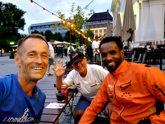 Awet 2.05.46, Zerei 2.06.55(5. og 10.plass Paris),Thomas A. 2.27.09 (Enschede) 7.pl. på foreløpig Norgesstatistikk