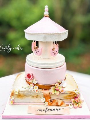Book carrousel cake.jpg