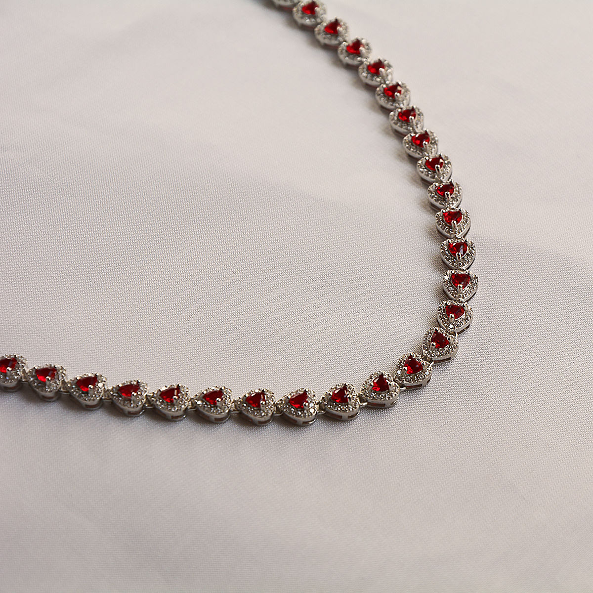 Collana Tennis Cuori Rossi