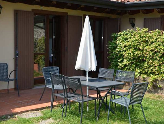 Veranda-giardino-Trilocale-10-Appartamento-vacanze-Lago-di-Garda-1170x680.jpg