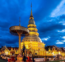 Wat Phra That Hariphunchai .jpg