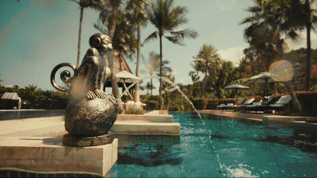 Adobe Express - vaseline_gluta-hya_spf50_-_sticky_(sea) (1080p).gif