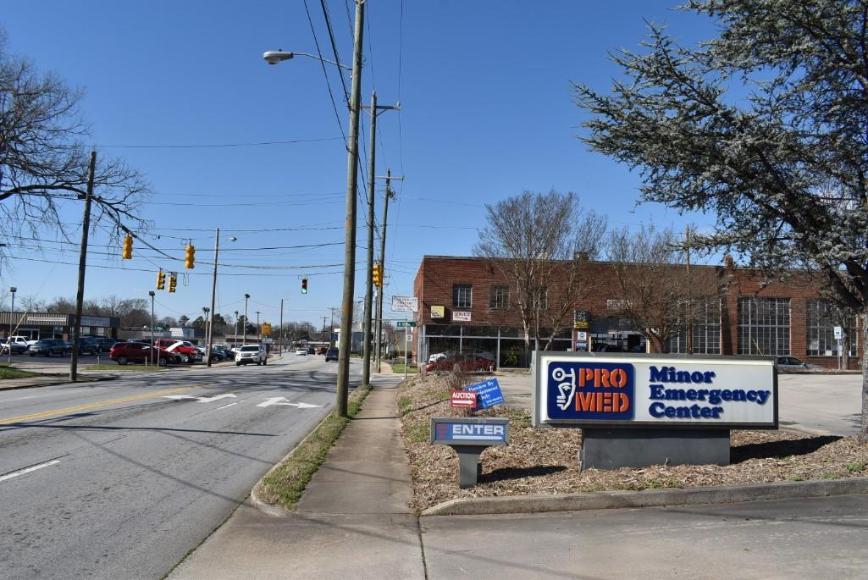 Cricket Hill Auction &amp; Realty 6500 sq ft Commercial Building