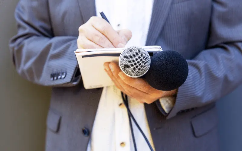 How To Use External Experts In Your PR Campaign