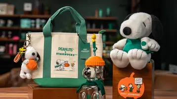 Starbucks and Peanuts celebrate autumn with Snoopy drinks and collectable merchandise