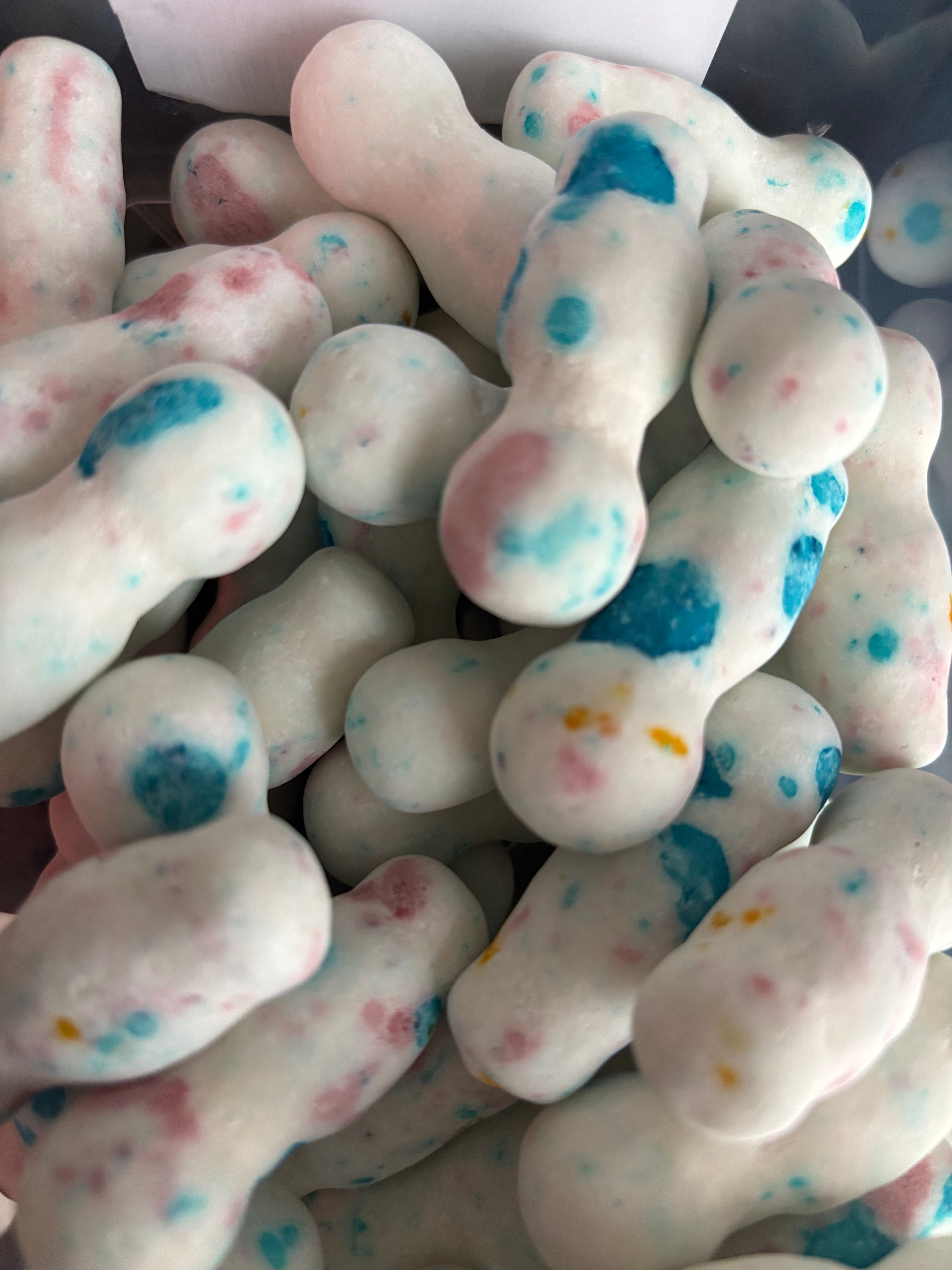 Tétines Mammouth avec un Chewing-gum à l’intérieur 1 euro les deux tétines