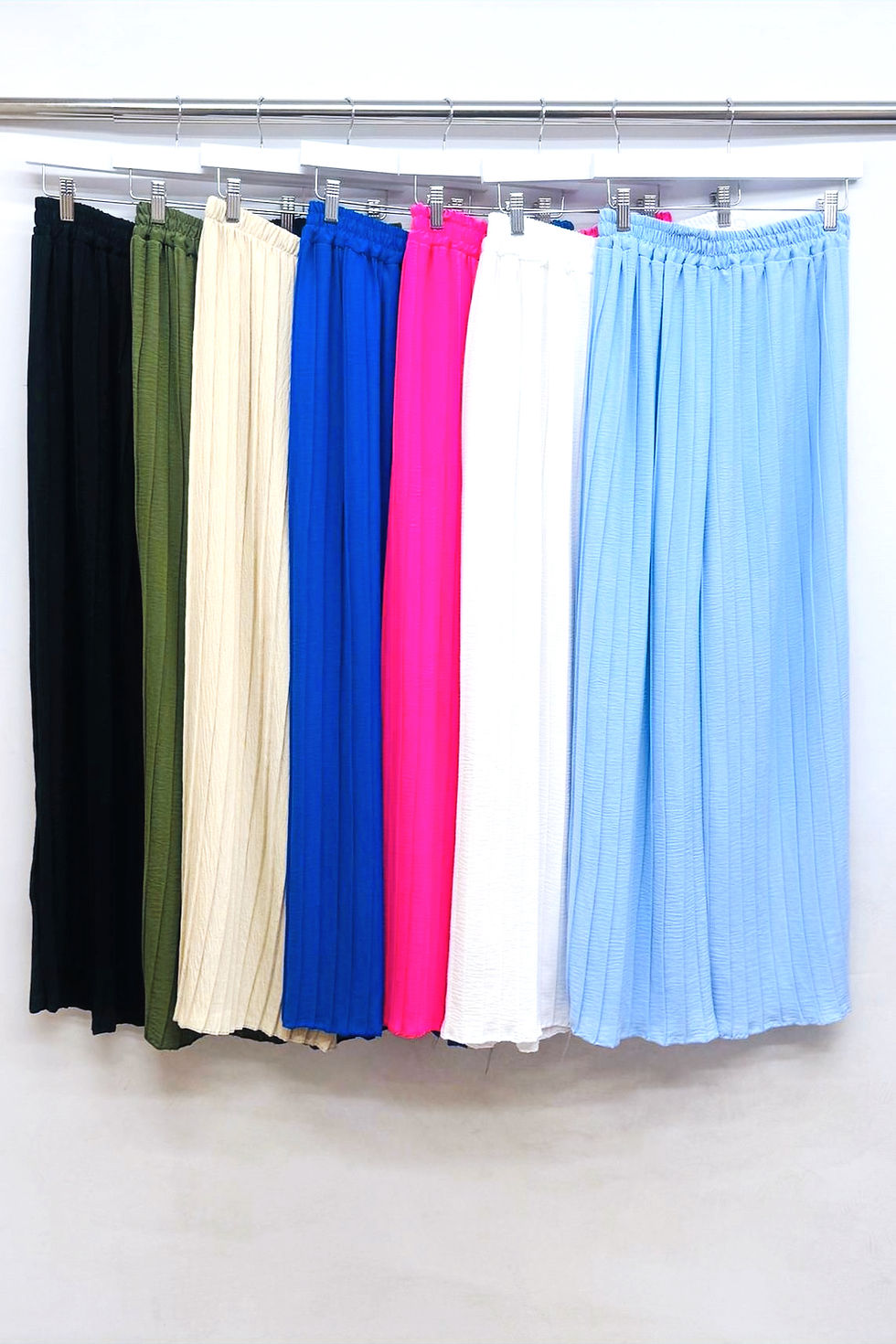 Thumbnail: Pleated Top/Trouser Coord, 7 Colours