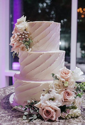 Cassies Wedding Cake.JPG
