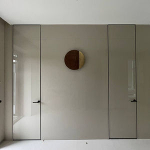 Приховані двері до стелі