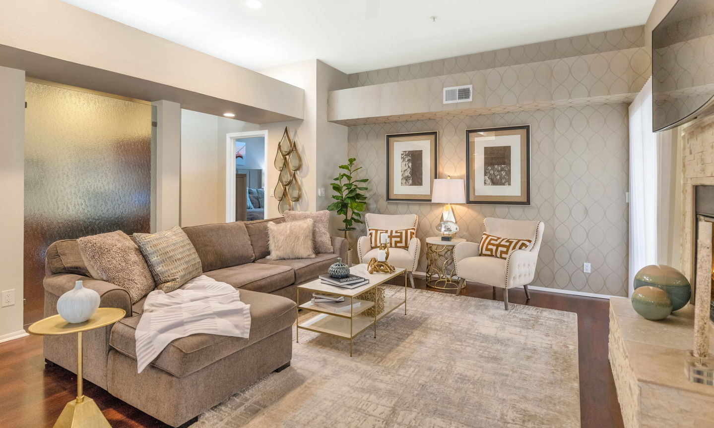 Glam living room, Scottsdale, marble coffee table, neutral, blue accents