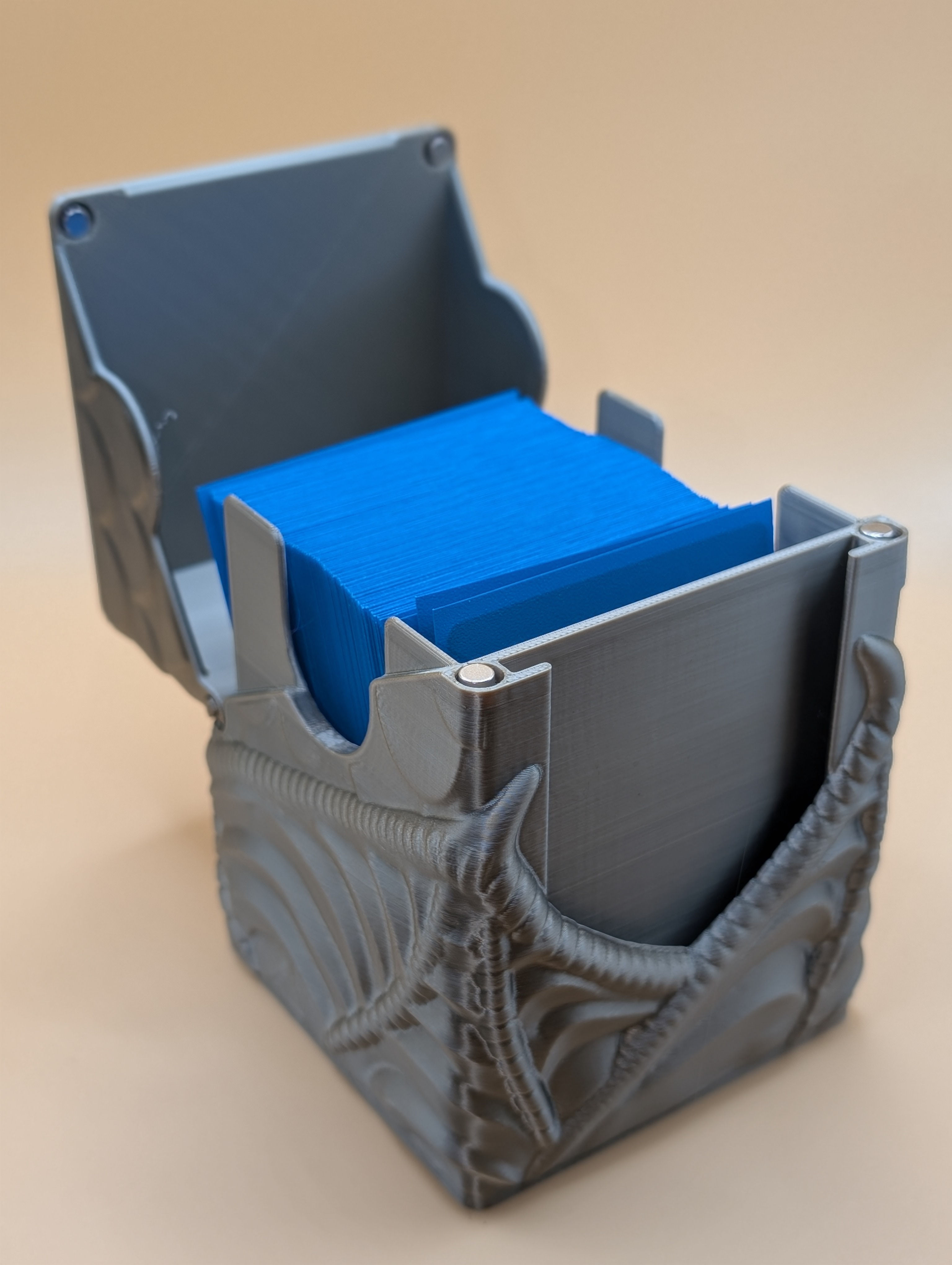 Dragon Wing Deckbox