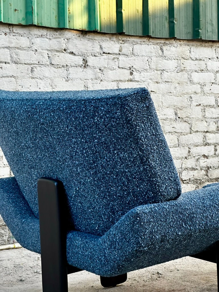 Thumbnail: Mono lounge chair