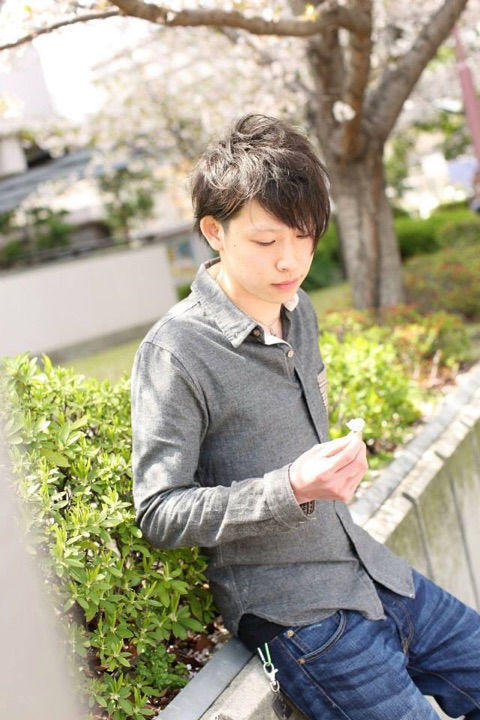 アシンメトリーヘア