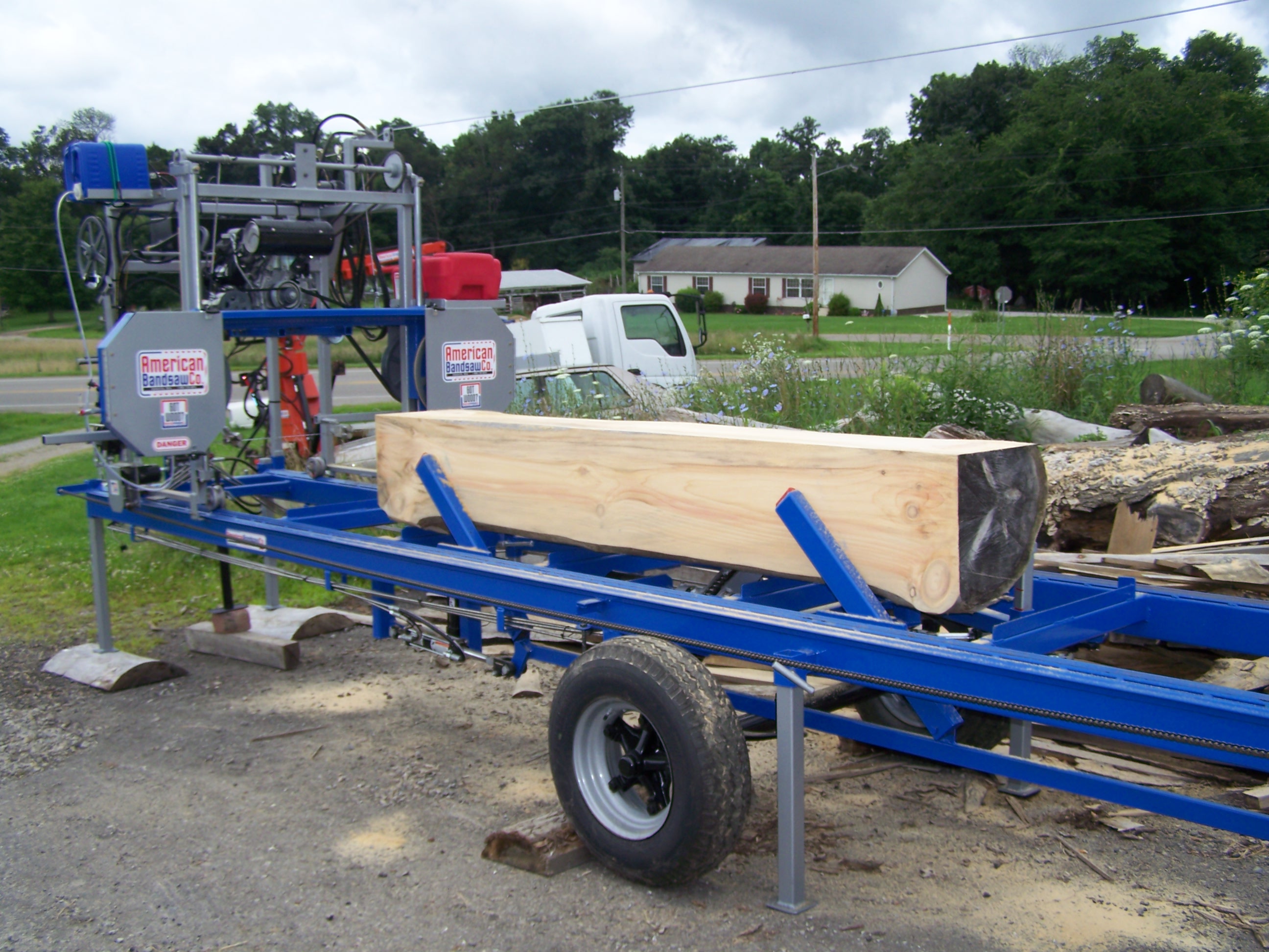 American | American Bandsaw