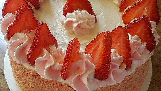 Strawberry Shortcake Crunch Cheesecake