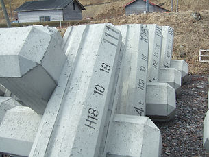 溝付三柱ブロック4tⅡ型