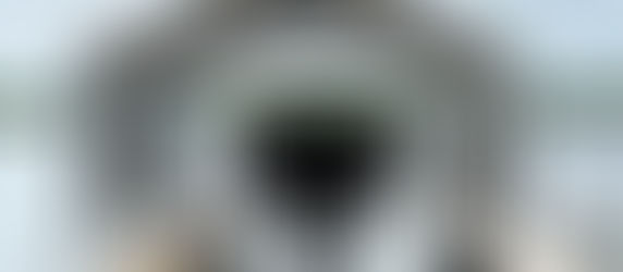 WHY CHOOSE A FREESTANDING HYDRAULIC BOAT LIFT? KEY ADVANTAGES AND HOW THEY WORK