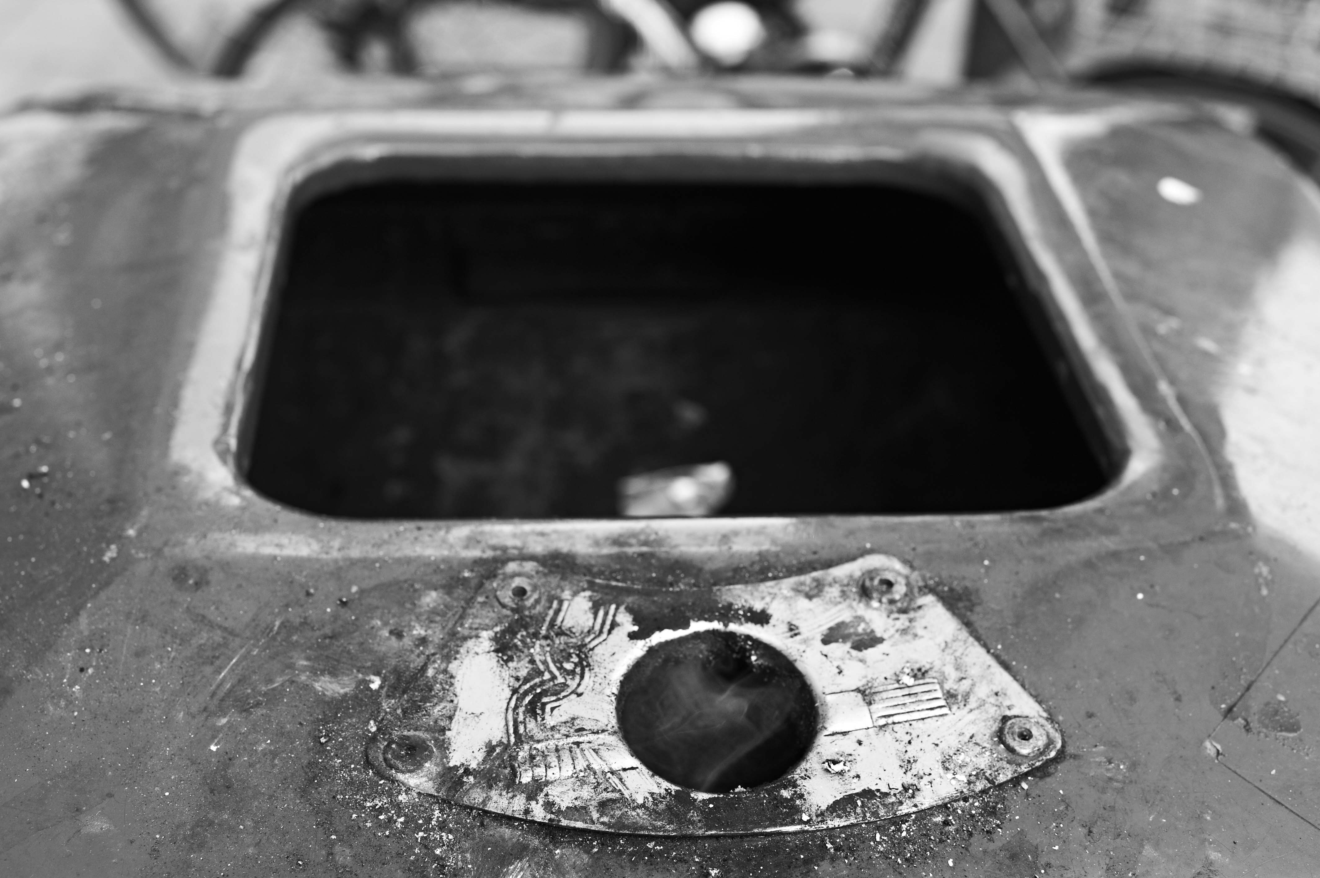 thibaud rose | garbage embrace