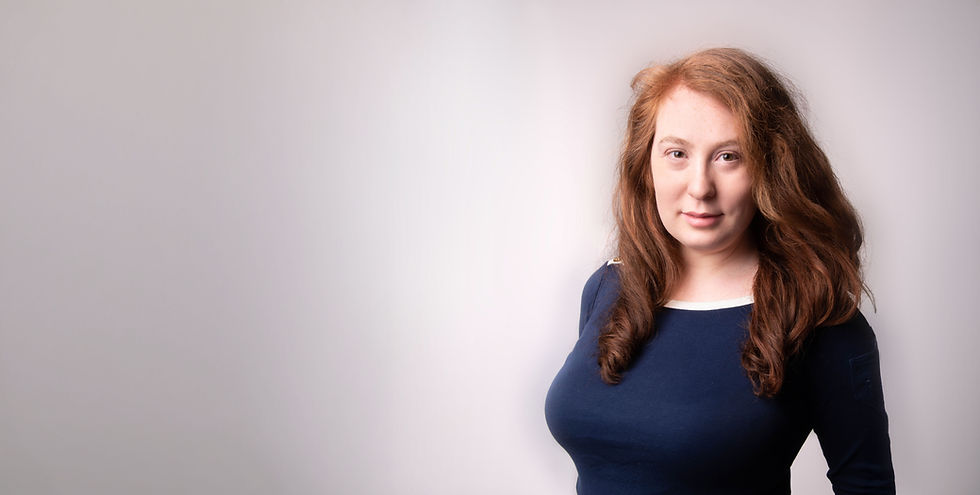 Corporate public speaking trainer Catrina Poor offers public speaking lessons and rethoric training in Vienna or Online