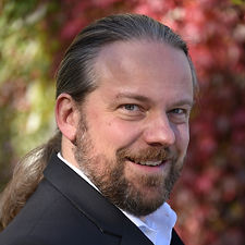 Portrait of Prof. Dr. Christian Jogler