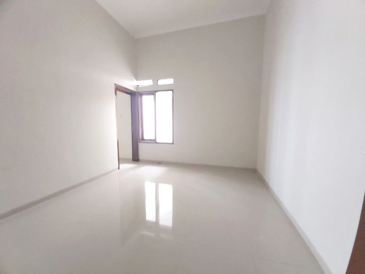 Thumbnail: Rumah Mewah Dengan Taman Luas Lokasi Nyaman Lembah Dieng