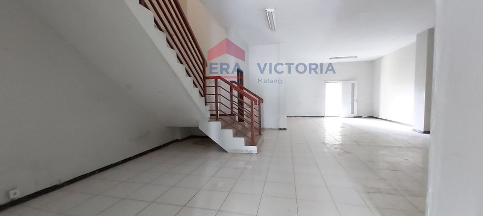 Thumbnail: Bangunan Sewa 3 Lantai Cocok Untuk Kantor Di Poros A Yani Area Bisnis