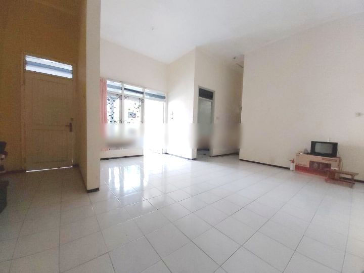 Thumbnail: Hunian Nyaman Di Lokasi Perumahan Elit Di Daerah Sulfat Dekat Berbagai Fasilitas